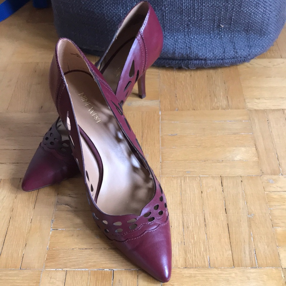 Nine West shoes in original box, worn once.